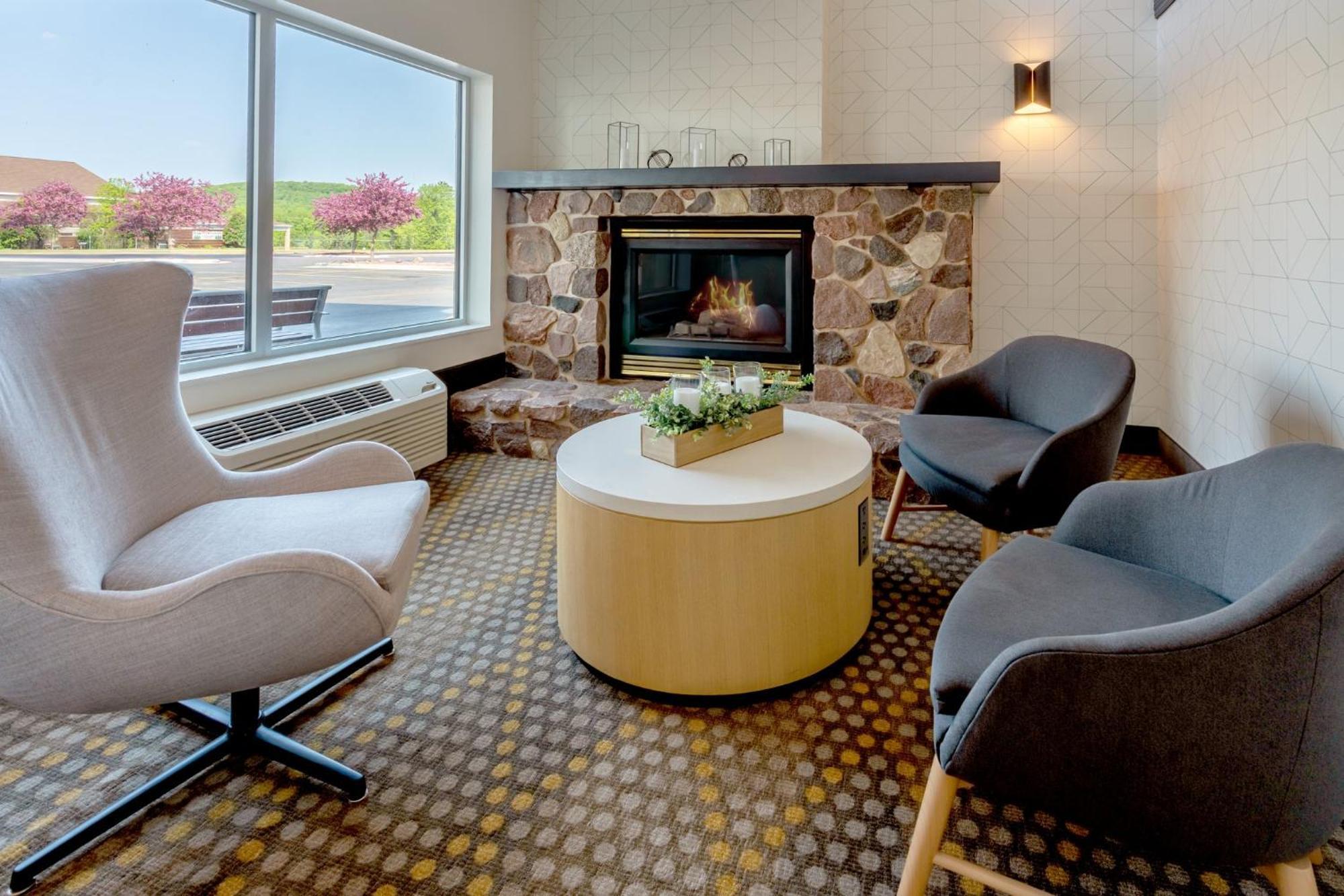 Holiday Inn & Suites Wausau-Rothschild By Ihg Exteriér fotografie